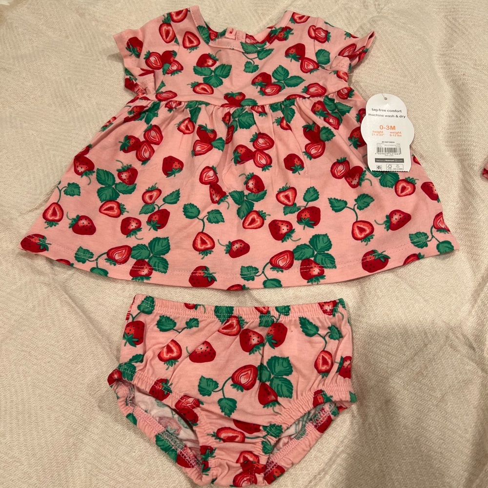 Pink Strawberries Set
